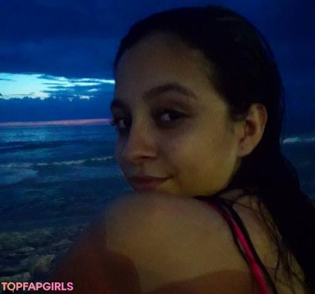 Karinny nude leaked OnlyFans photo #2