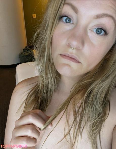 Theradicalfox nude leaked OnlyFans photo #90
