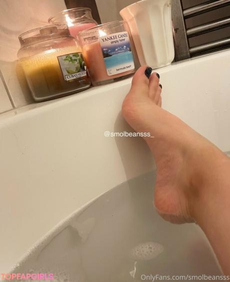 Smolbeansss nude leaked OnlyFans photo #32