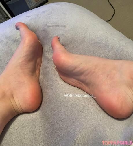 Smolbeansss nude leaked OnlyFans photo #79