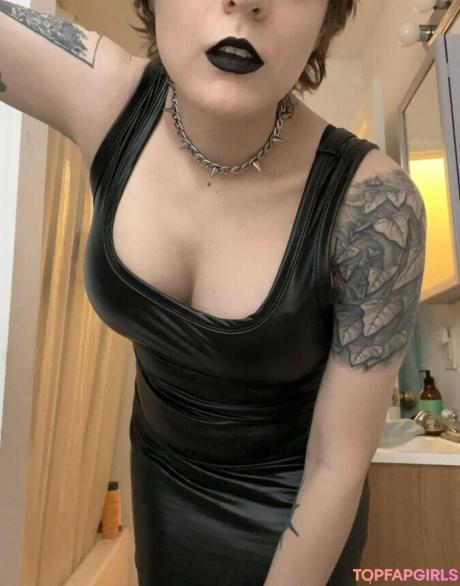 Bloodberry nude leaked OnlyFans photo #10
