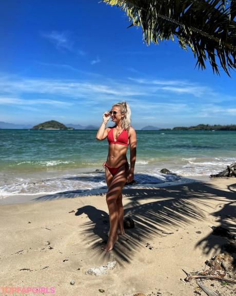 Larissa nude leaked OnlyFans photo #159