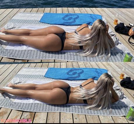 Miiilleb nude leaked OnlyFans photo #8