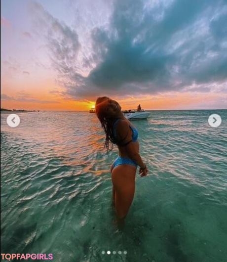 Emily nude leaked OnlyFans photo #10
