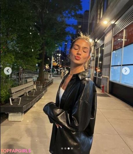 Emily nude leaked OnlyFans photo #52