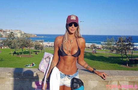 Thaisa nude leaked OnlyFans photo #39