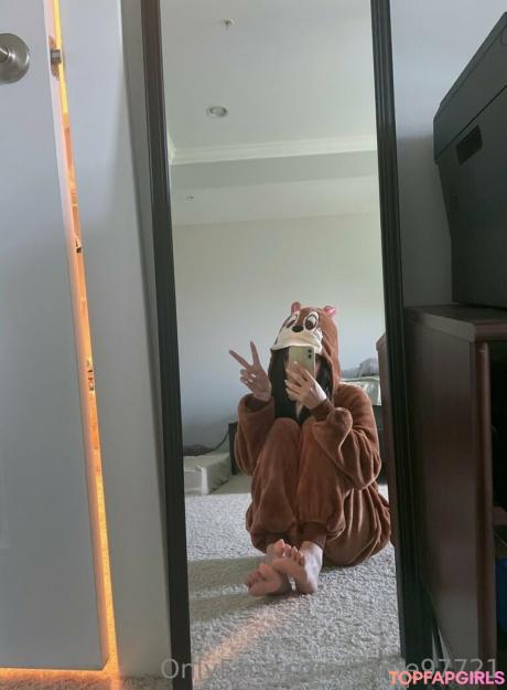 Annie97721 nude leaked OnlyFans photo #2
