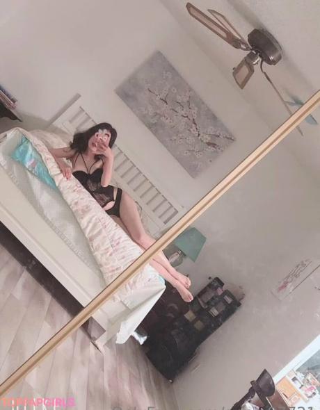 Annie97721 nude leaked OnlyFans photo #6