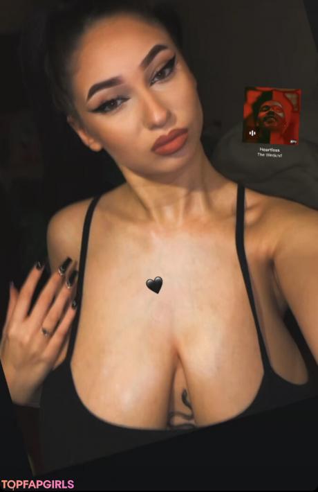 Annna.am nude leaked OnlyFans photo #5