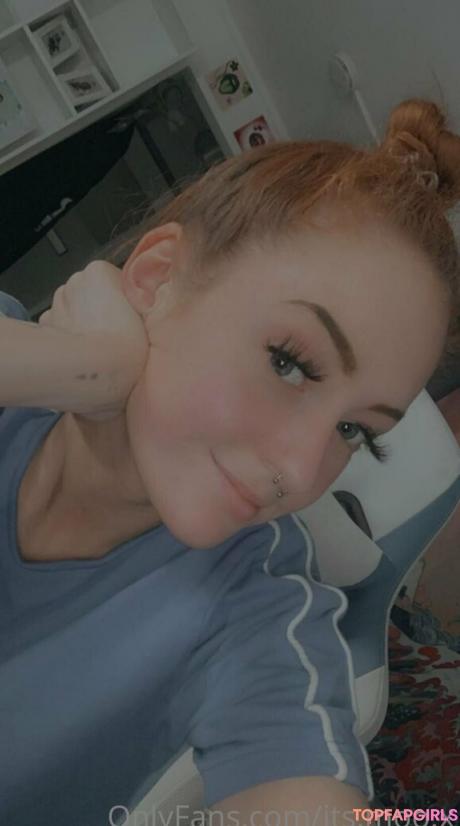 Bubblegumfairy24 nude leaked OnlyFans photo #18