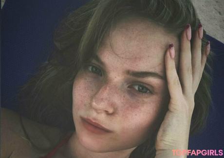 Anastasiiiyaa nude leaked OnlyFans photo #2