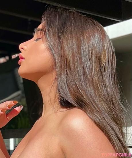 Therealmeghnaa nude leaked OnlyFans photo #12