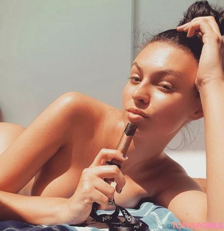 Aniabiritteri nude leaked OnlyFans photo #5