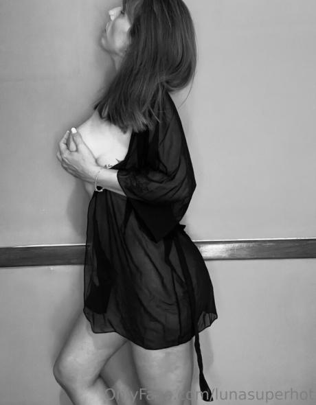 Lunasuperhot nude leaked OnlyFans photo #38