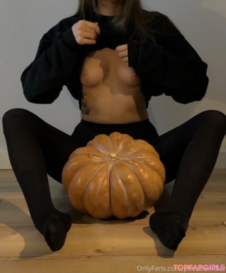 Phoebemiller nude leaked OnlyFans photo #40
