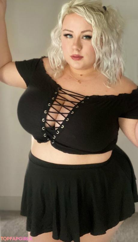 Lacey nude leaked OnlyFans pic