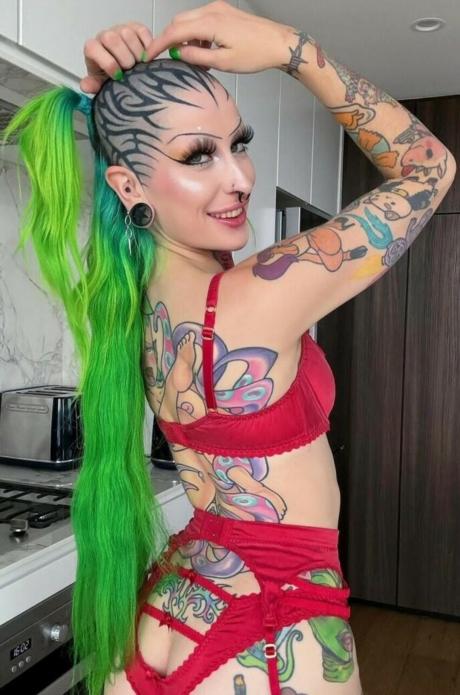 Frankie nude leaked OnlyFans photo #5