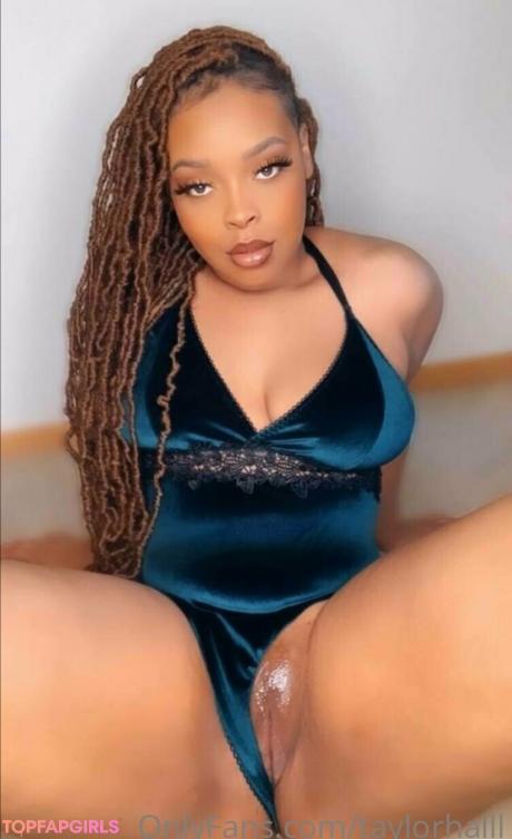 Taylor nude leaked OnlyFans photo #54
