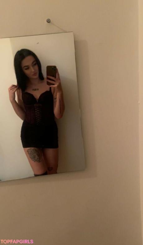 Aleksandra nude leaked OnlyFans photo #9