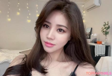 Bunniejin nude leaked OnlyFans photo #23