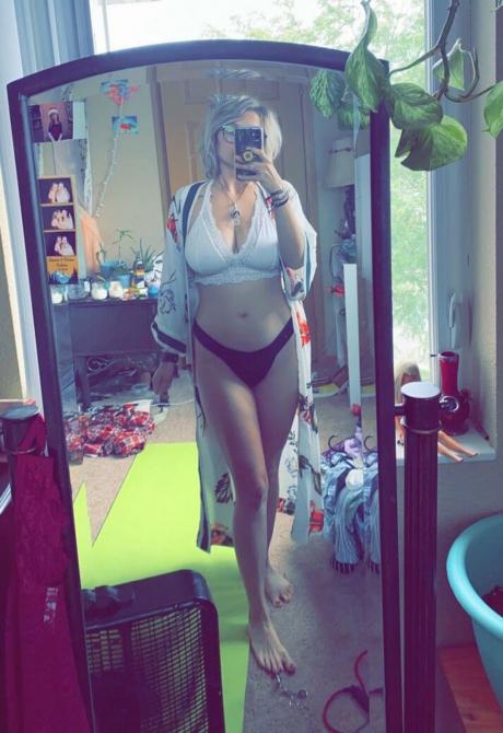 Curthobain nude leaked OnlyFans photo #12