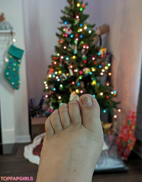 Lilymariefeet nude leaked OnlyFans photo #10