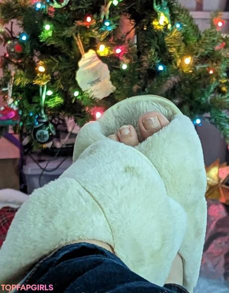 Lilymariefeet nude leaked OnlyFans photo #11