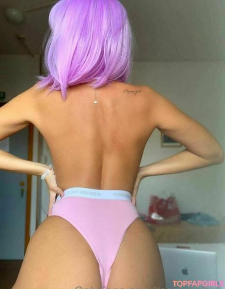 Merrybabyy nude leaked OnlyFans photo #20