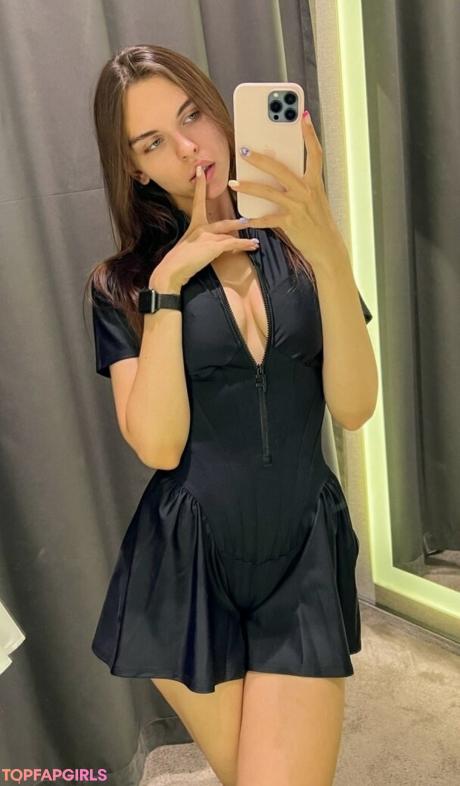 Vika nude leaked OnlyFans photo #270