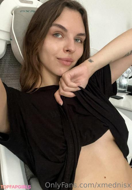 Vika nude leaked OnlyFans photo #453