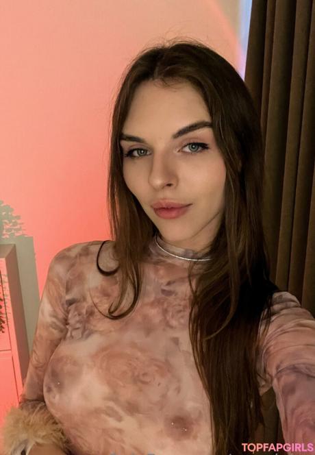 Vika nude leaked OnlyFans photo #502