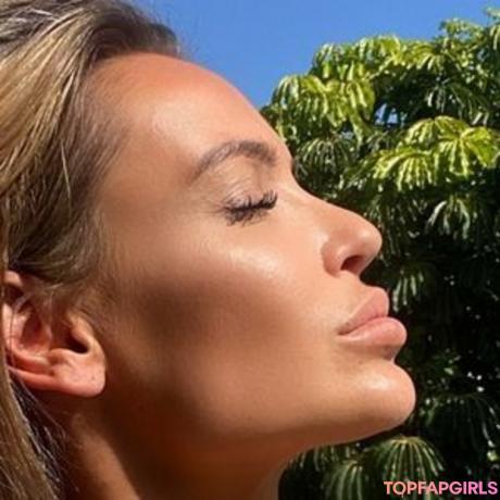 Anniek nude leaked OnlyFans photo #7