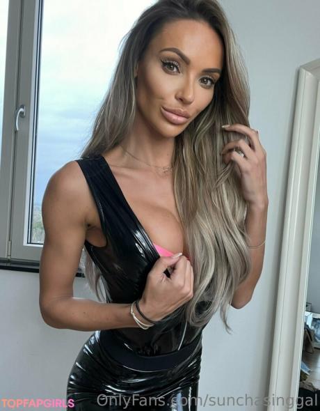 Anniek nude leaked OnlyFans photo #22