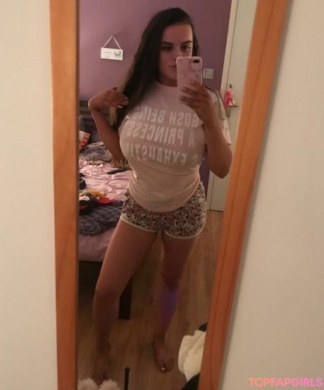 Kirsty nude leaked OnlyFans photo #9