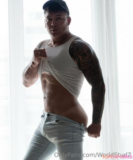 Worldstudz nude leaked OnlyFans photo #17