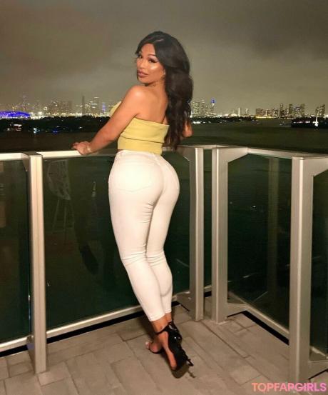 Jaslyn nude leaked OnlyFans photo #9
