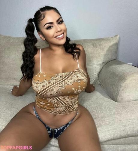 Jessenia nude leaked OnlyFans photo #121