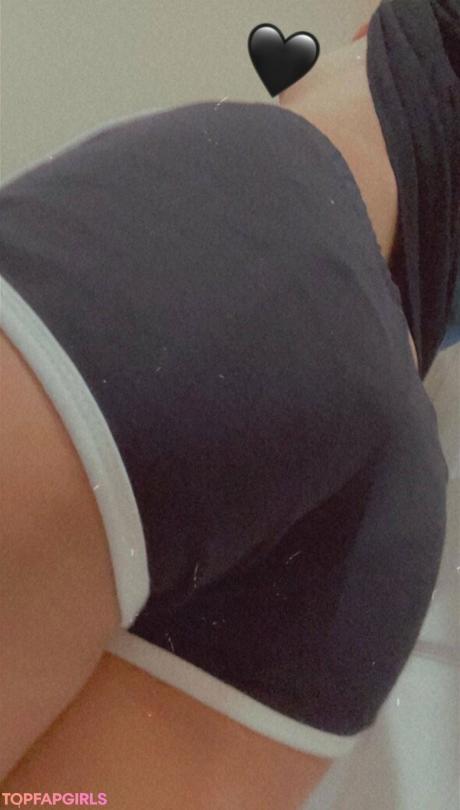 ComradeLilith nude leaked OnlyFans photo #18