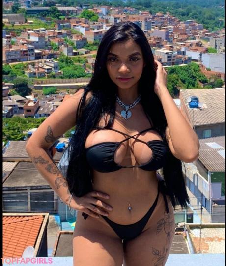 Awyneoficial nude leaked OnlyFans photo #2