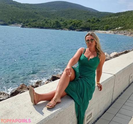 Vesna nude leaked OnlyFans photo #27