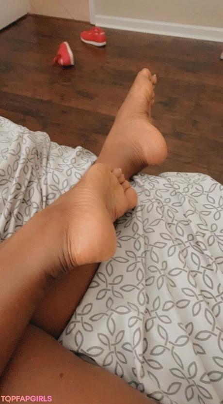 Haitian_babefeet nude leaked OnlyFans photo #41