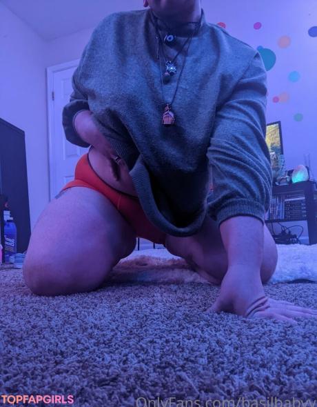 Basilbabyy nude leaked OnlyFans photo #31