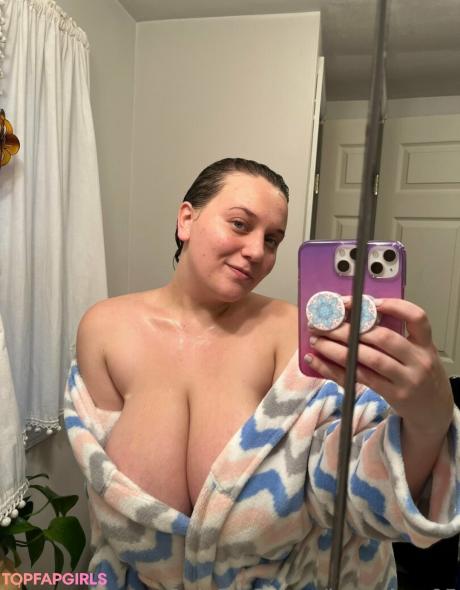 Bustybae95 nude leaked OnlyFans photo #13