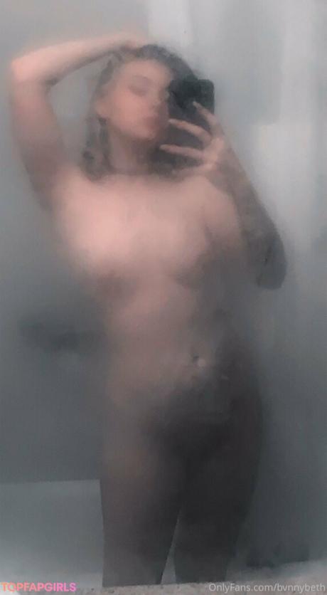 BvnnyBeth nude leaked OnlyFans photo #14