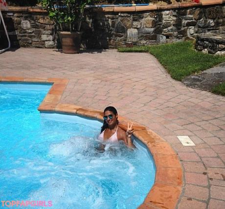 Valentina nude leaked OnlyFans photo #23