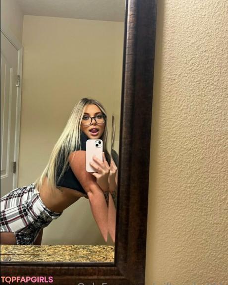 Willowclarkk nude leaked OnlyFans photo #40