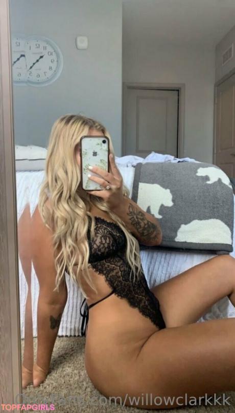 Willowclarkk nude leaked OnlyFans photo #7