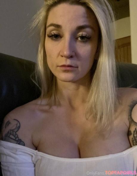 Icequeen31 nude leaked OnlyFans photo #29