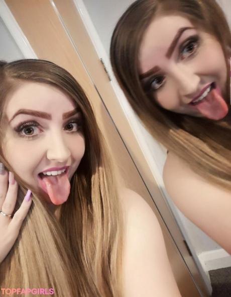 Crystal_r1992 nude leaked OnlyFans photo #1