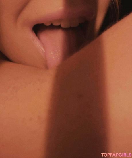 Lauren nude leaked OnlyFans photo #10